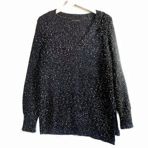 Banana Republic uneven hem marled black sweater Size S